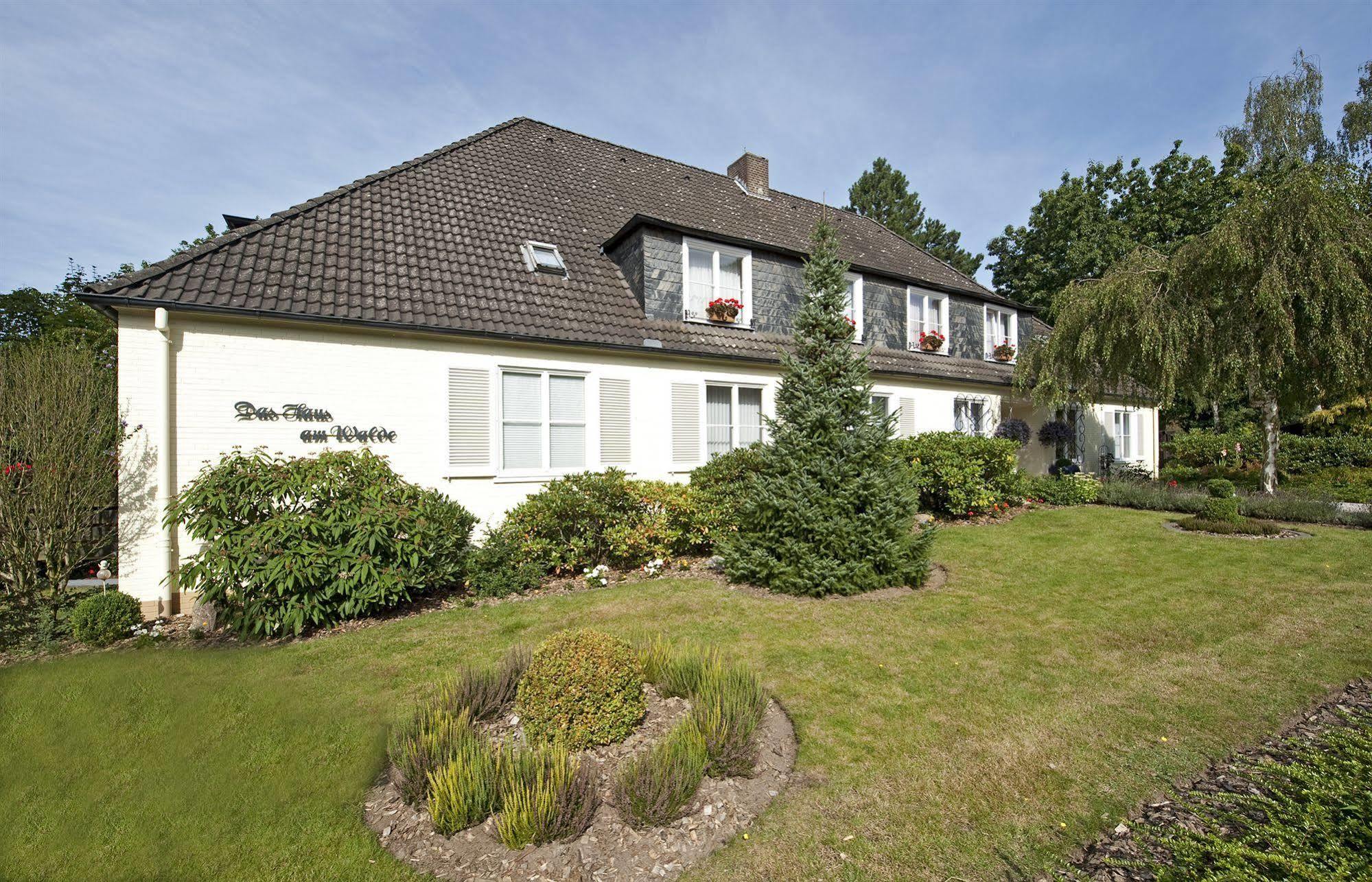 Boutiquehotel Das Haus Am Walde Bad Bevensen Exterior photo